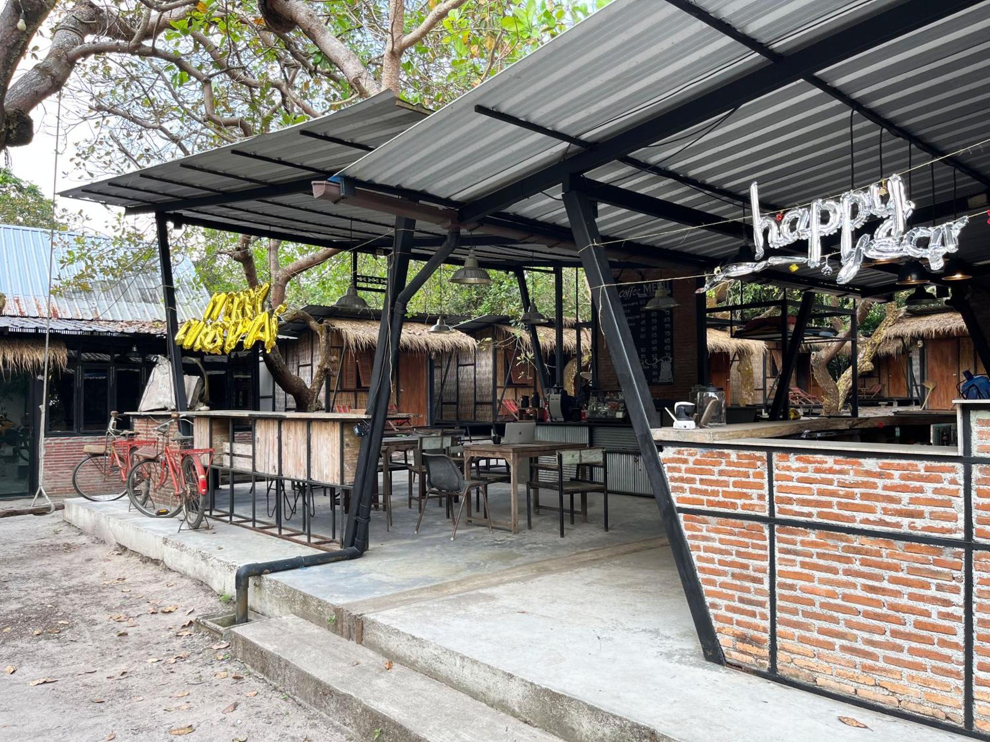 Little Hut Hotel เกาะพยาม ภายนอก รูปภาพ
