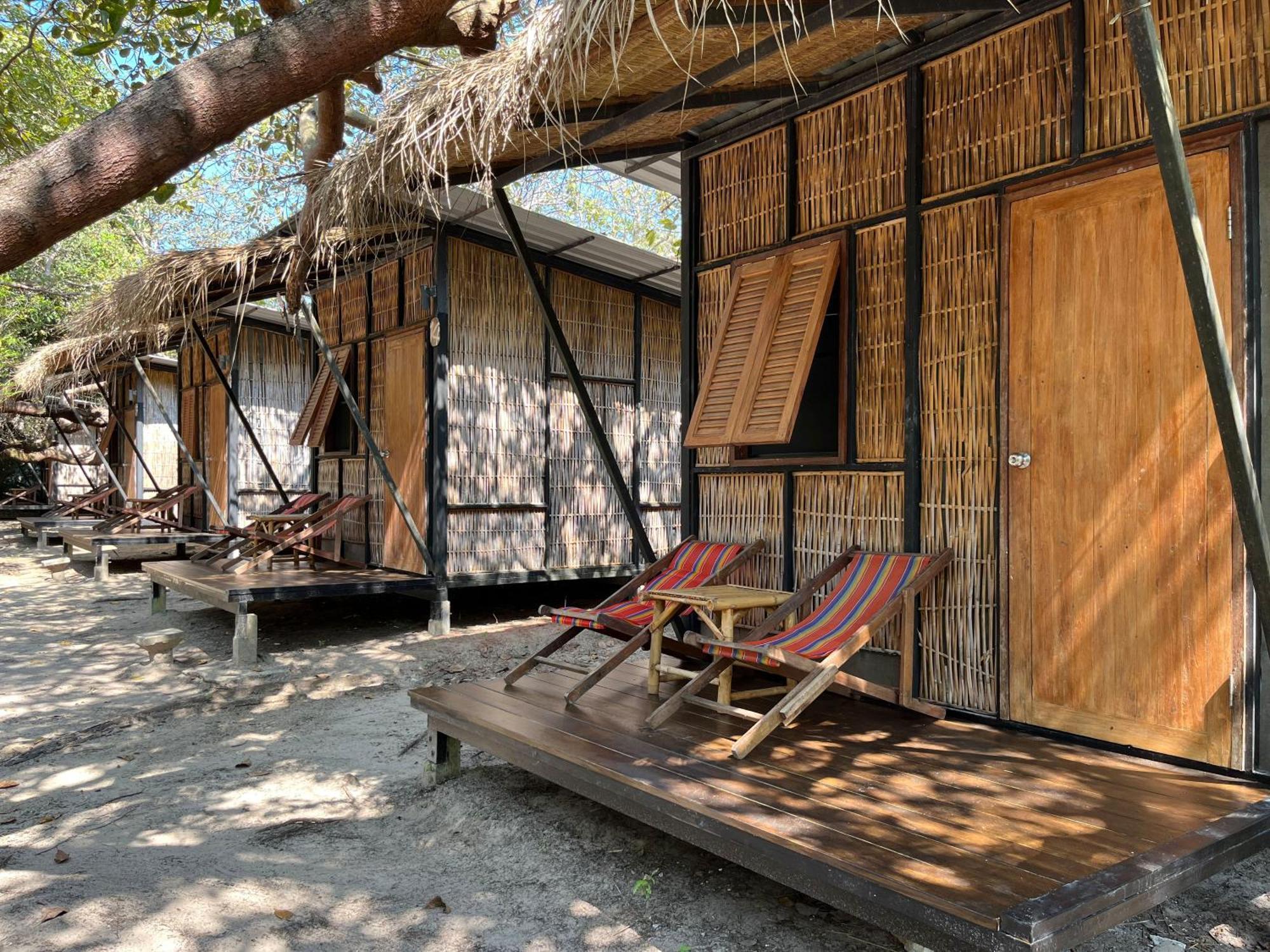 Little Hut Hotel เกาะพยาม ภายนอก รูปภาพ